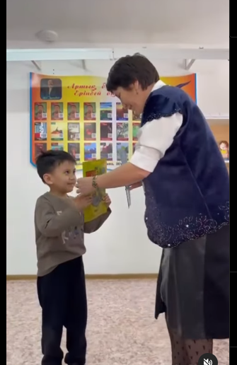 “Шын жүректен кітап сыйла”